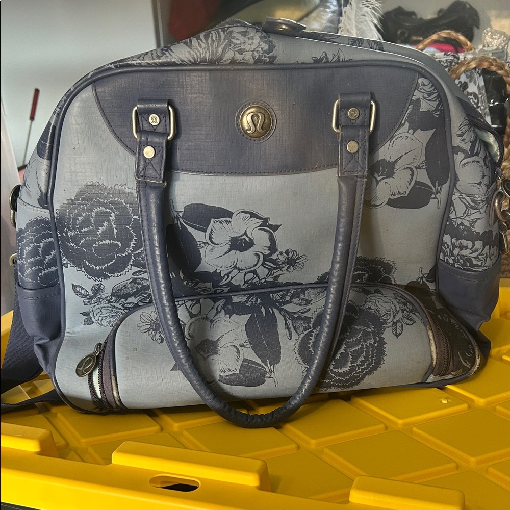 lululemon athletica Blue Floral Travel Bag